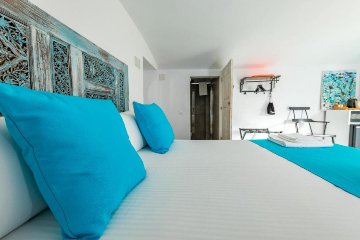 Commercial Property, For Sale