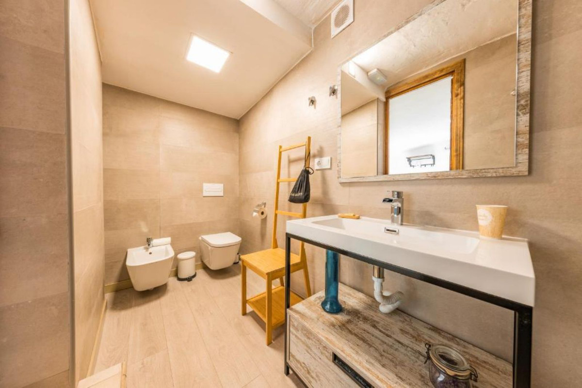 Commercial Property, For Sale