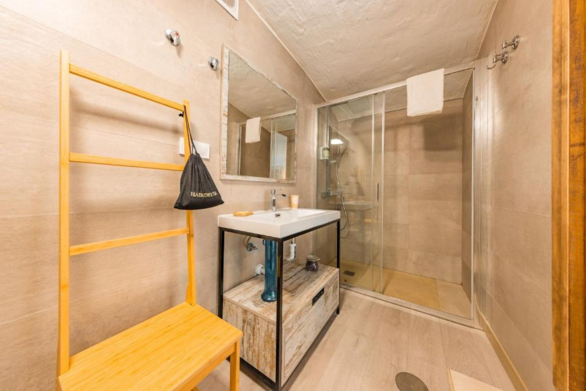 Commercial Property, For Sale