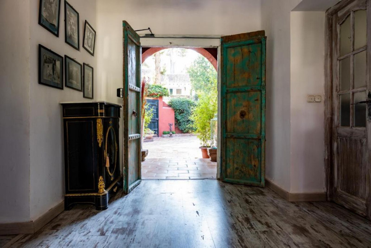 Commercial Property, For Sale