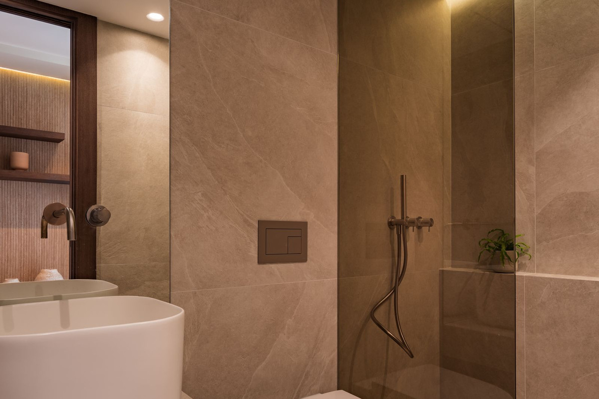 3 Bed, 3 Bath, HouseFor Sale, Aloha, Malaga