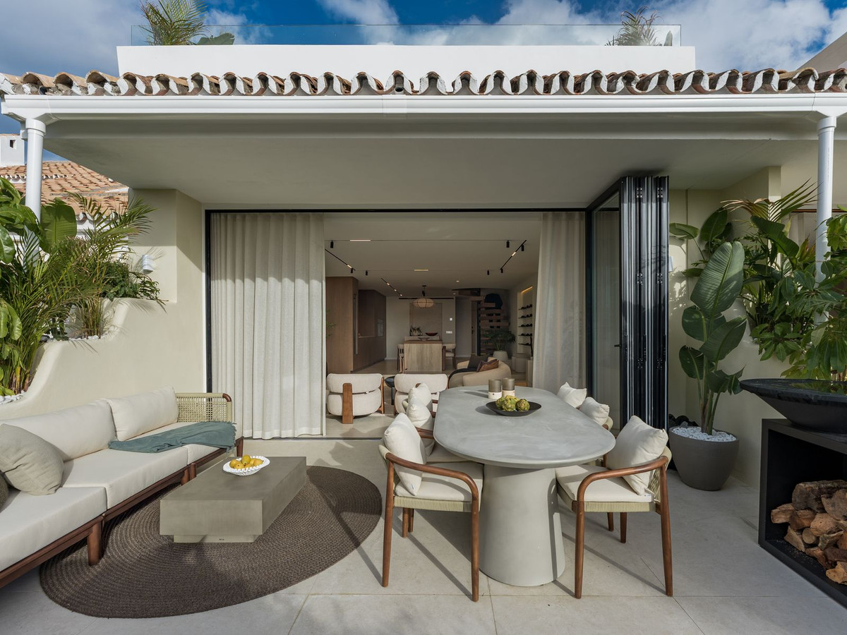 3 Bed, 3 Bath, HouseFor Sale, Aloha, Malaga