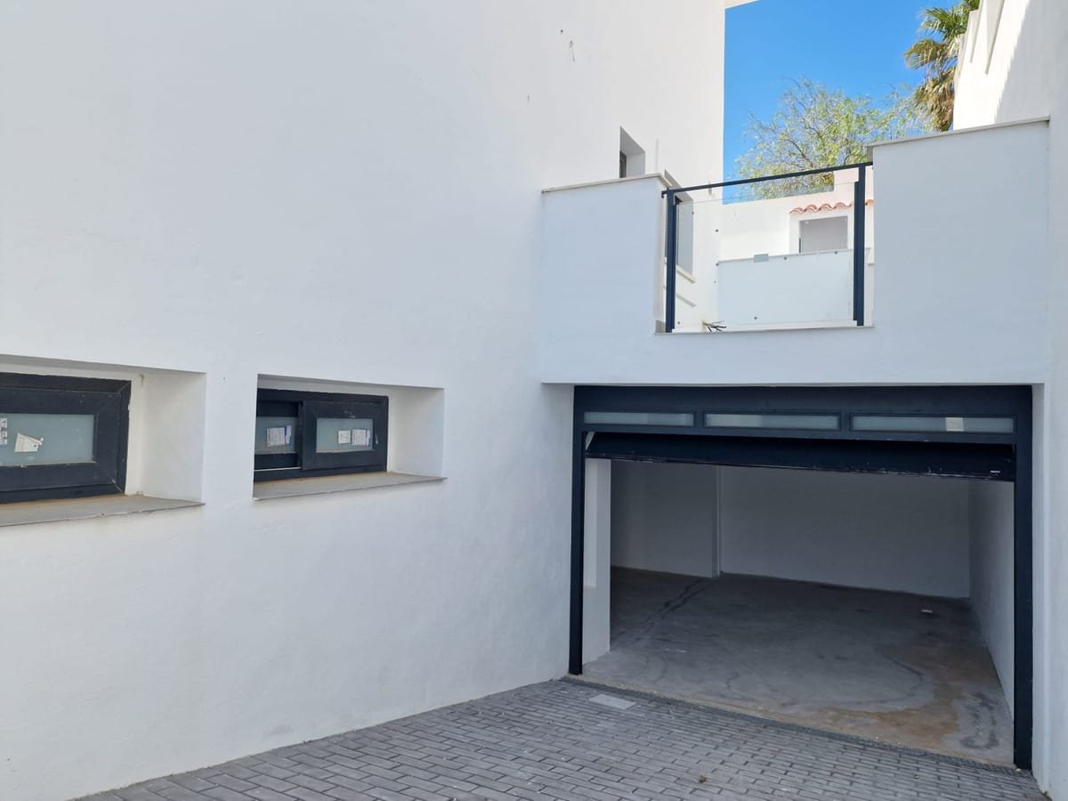 3 Bed, 3 Bath, HouseFor Sale, Manilva, Malaga