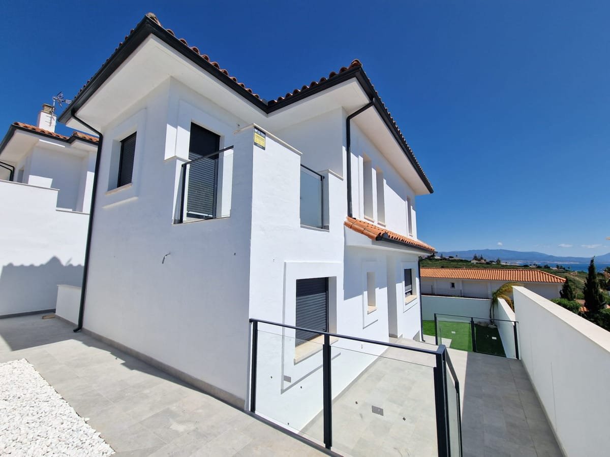 3 Bed, 3 Bath, HouseFor Sale, Manilva, Malaga