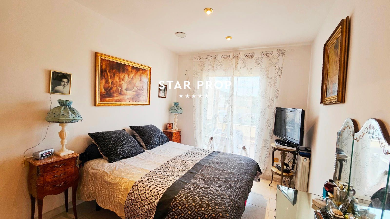 3 Bed, 2 Bath, ApartmentFor Sale, Llançà, Girona