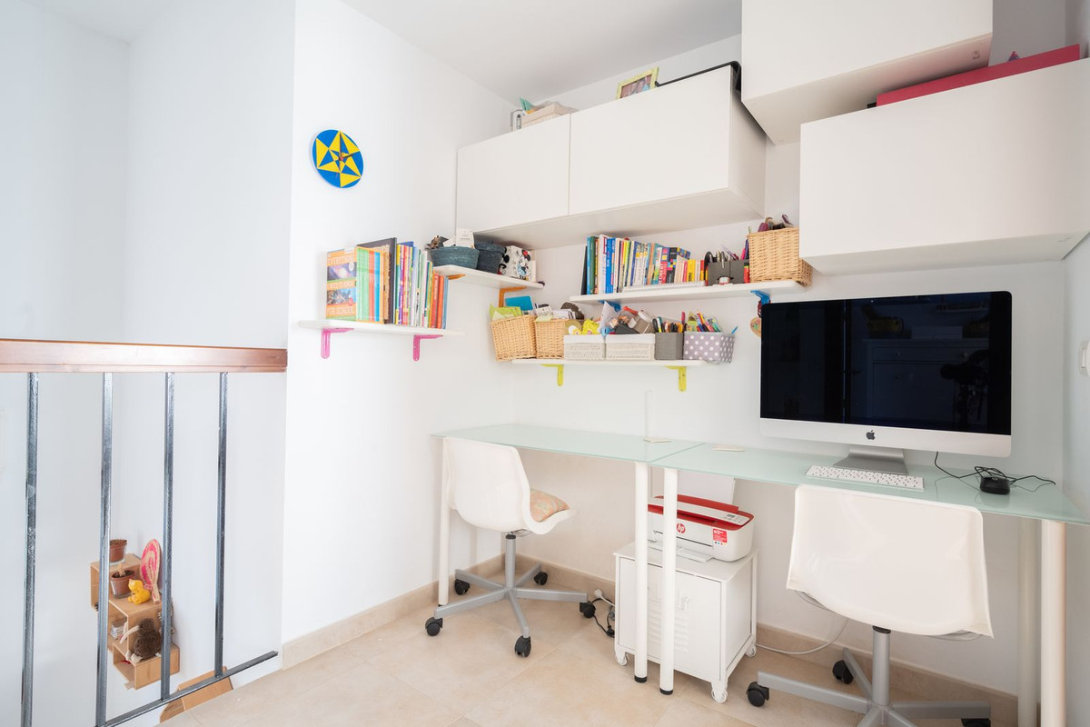 3 Bed, 4 Bath, ApartmentFor Sale, Los Monteros, Malaga