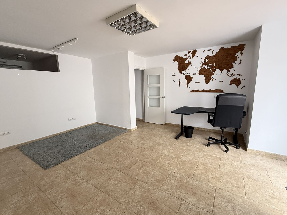 6 Bed, 4 Bath, HouseFor Sale, Fuengirola, Malaga