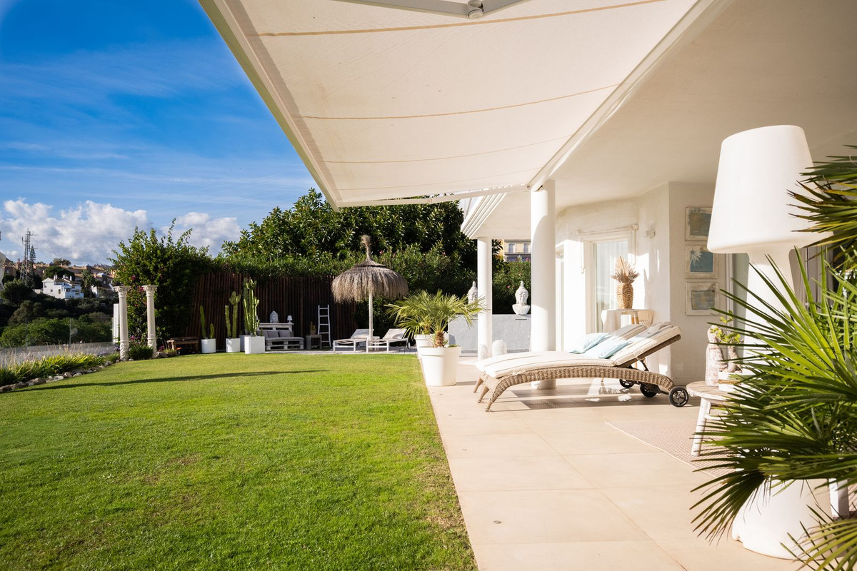 5 Bed, 4 Bath, HouseFor Sale, Riviera Del Sol, Malaga