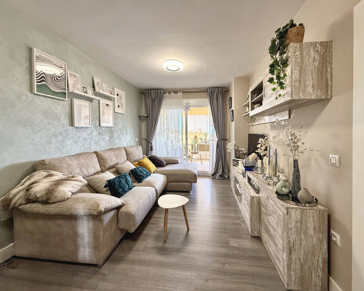 2 Bed, 1 Bath, ApartmentFor Sale, Riviera Del Sol, Malaga