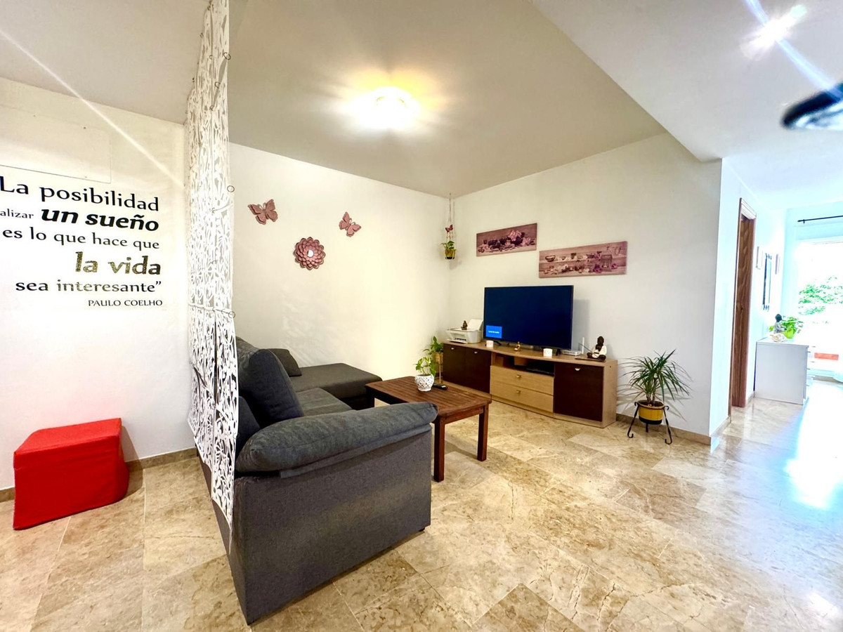 3 Bed, 1 Bath, ApartmentFor Sale, Riviera Del Sol, Malaga