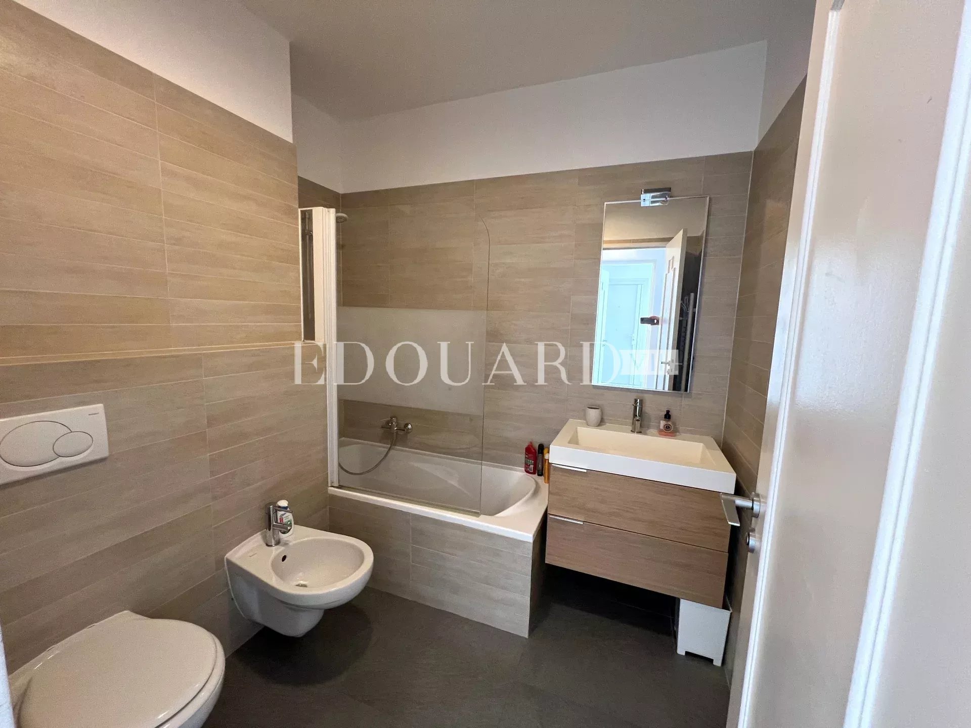 3 Bed, 2 Bath, ApartmentFor Sale, Roquebrune-Cap-Martin, Alpes-Maritimes