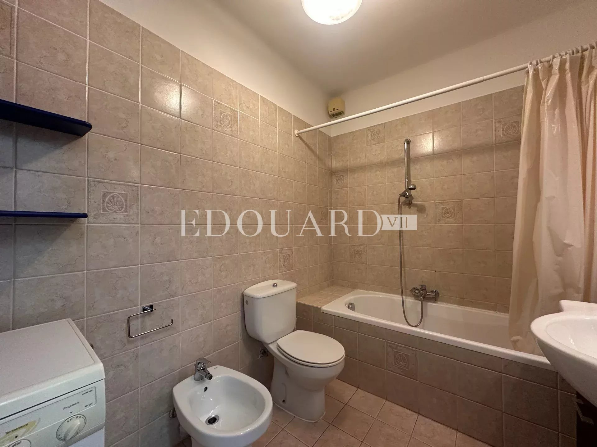 2 Bed, 1 Bath, ApartmentFor Sale, Menton, Alpes-Maritimes