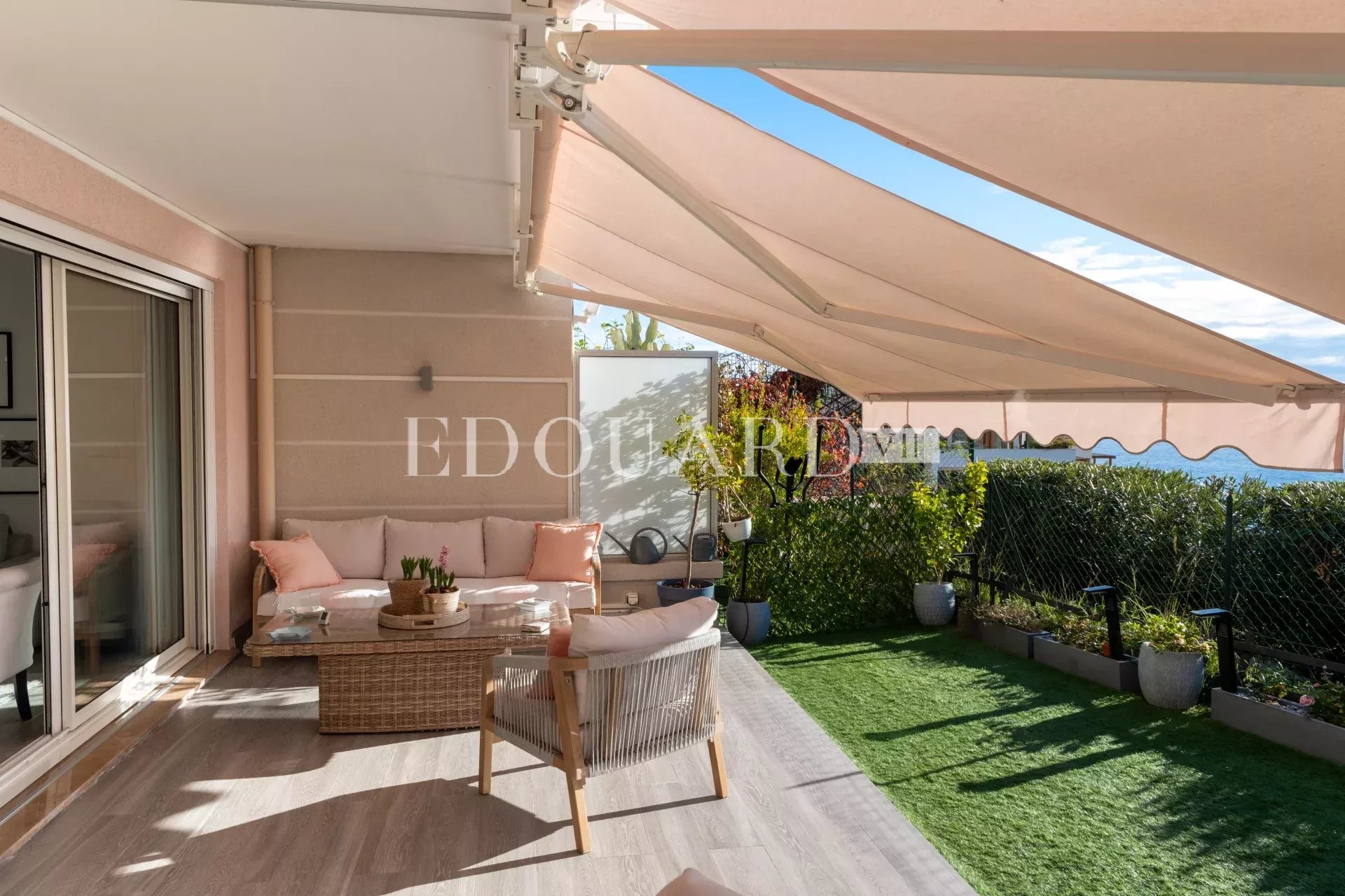 2 Bed, 1 Bath, ApartmentFor Sale, Cap-d'Ail, Alpes-Maritimes