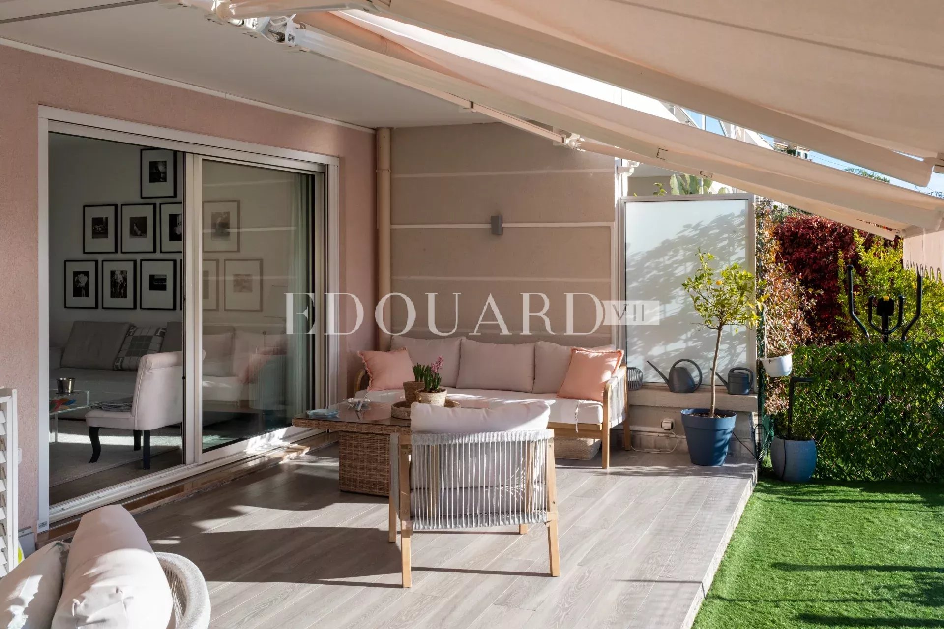 2 Bed, 1 Bath, ApartmentFor Sale, Cap-d'Ail, Alpes-Maritimes