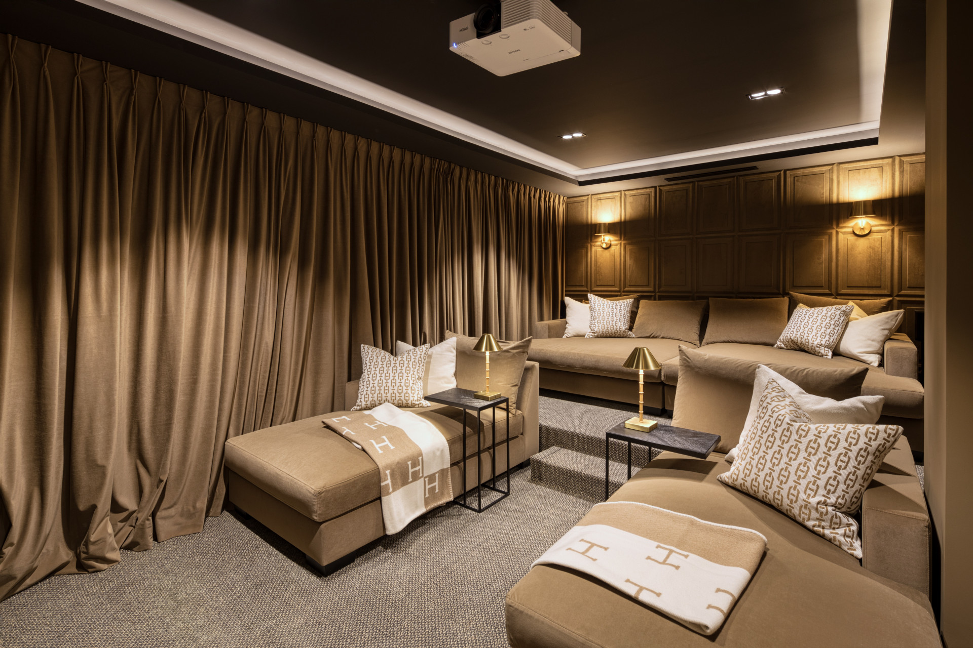 7 Bed, 7 Bath, HouseFor Sale, Marbella, Malaga