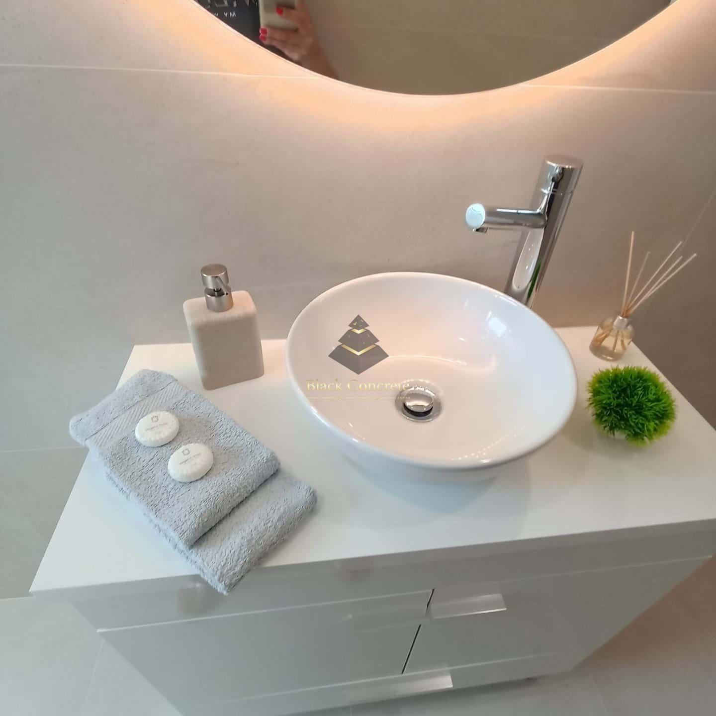 2 Bed, 1 Bath, ApartmentFor Sale, Lisboa, Lisboa, 1500-233