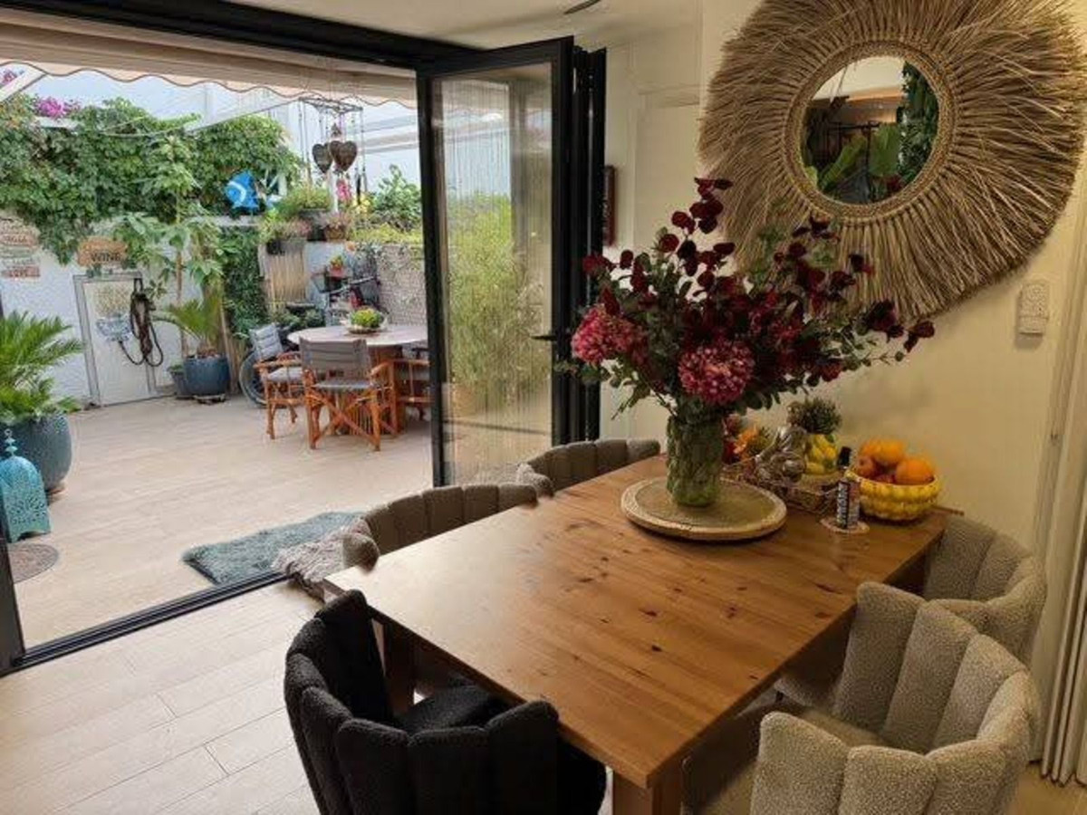 3 Bed, 3 Bath, HouseFor Sale, Estepona, Malaga