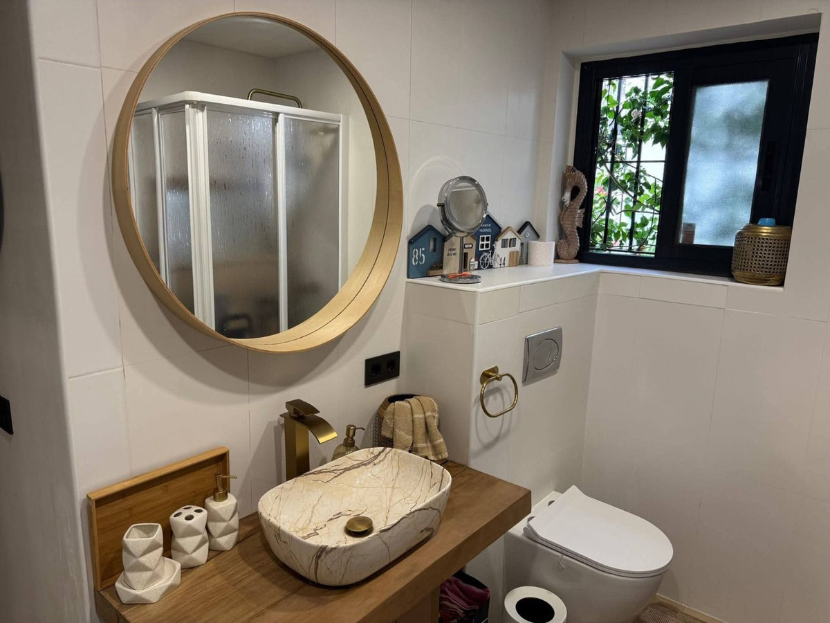 3 Bed, 3 Bath, HouseFor Sale, Estepona, Malaga