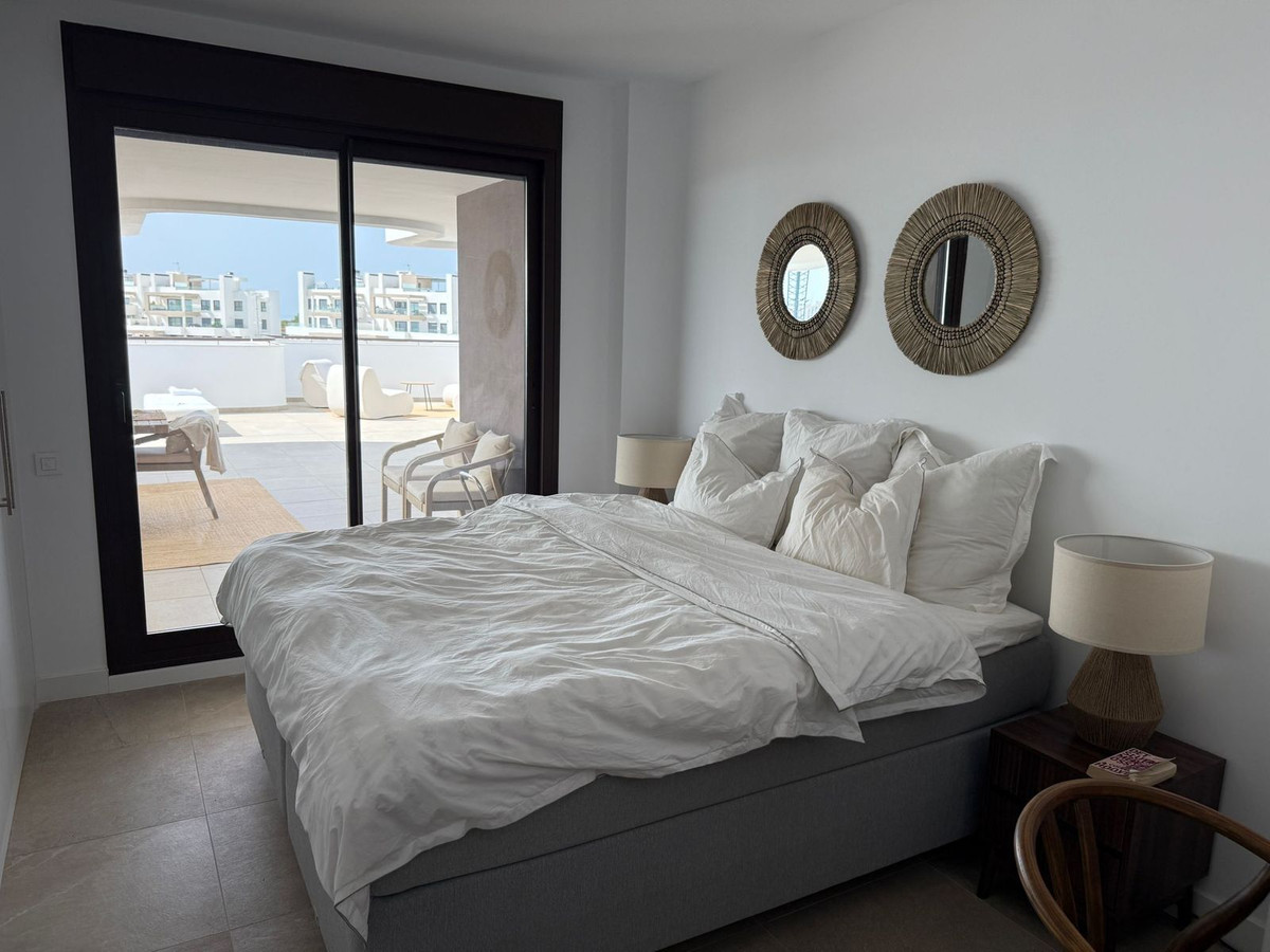3 Bed, 2 Bath, ApartmentFor Sale, Estepona, Malaga