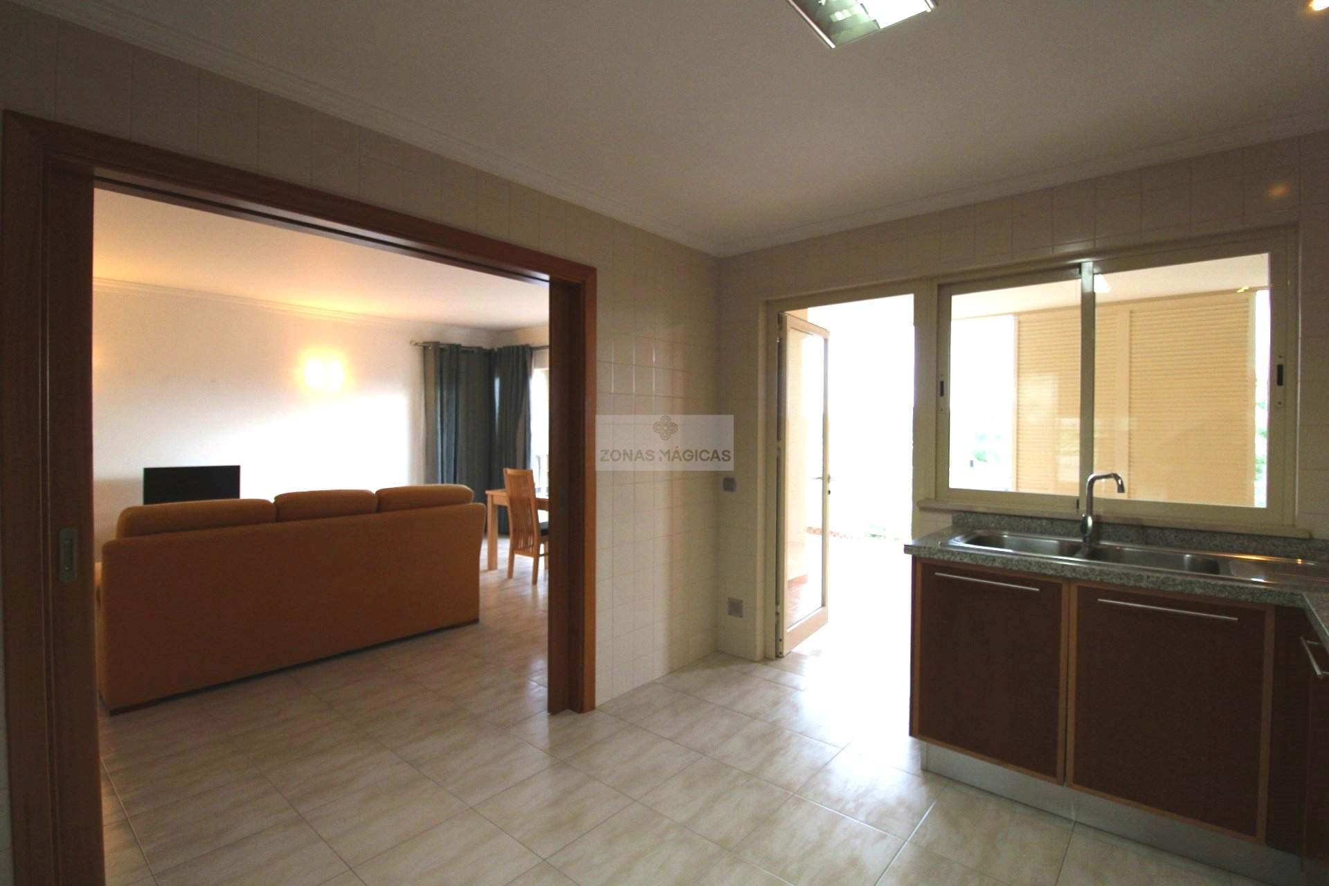 2 Bed, 2 Bath, ApartmentFor Sale, Lagos, Faro, 8600-324