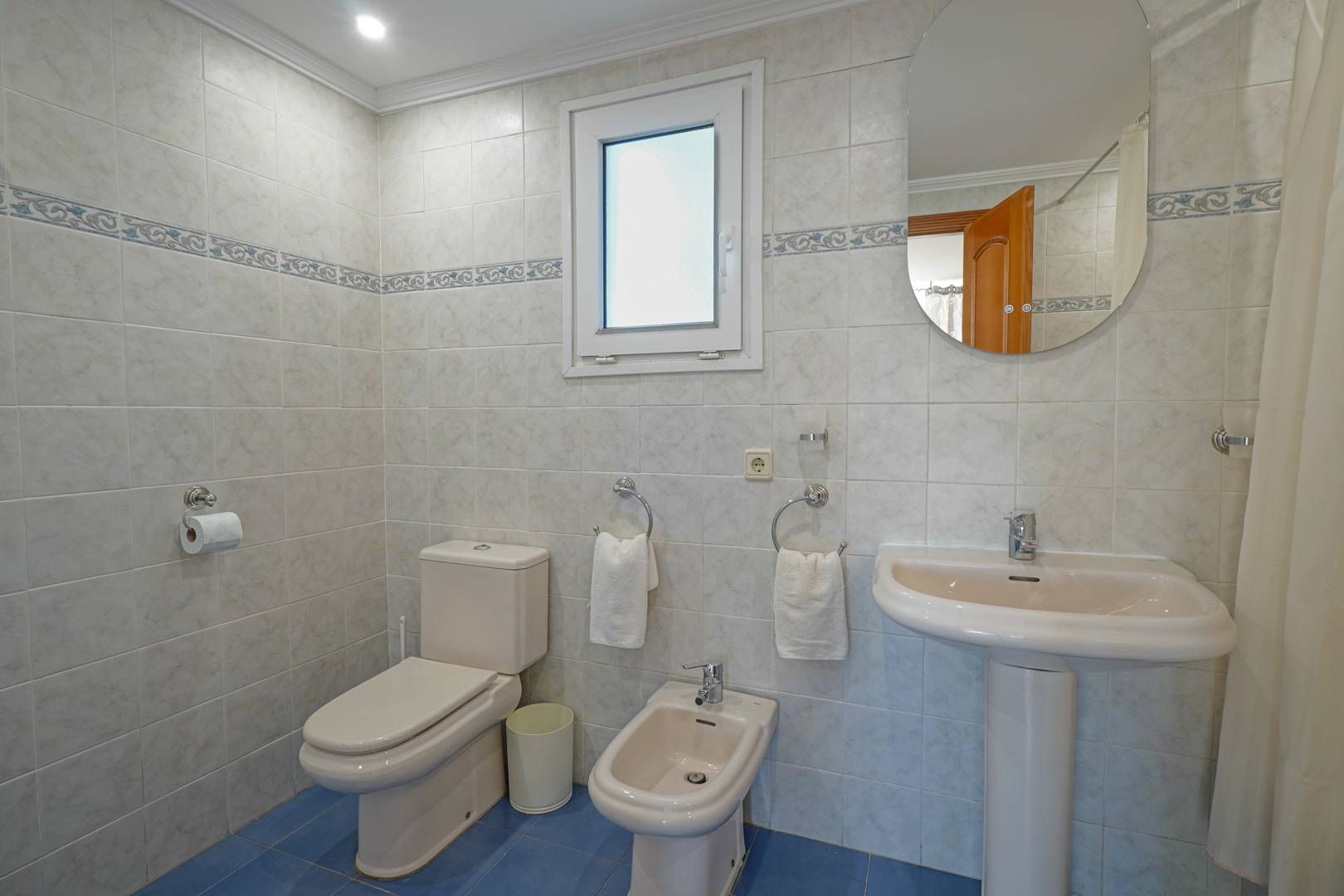 3 Bed, 2 Bath, HouseFor Sale