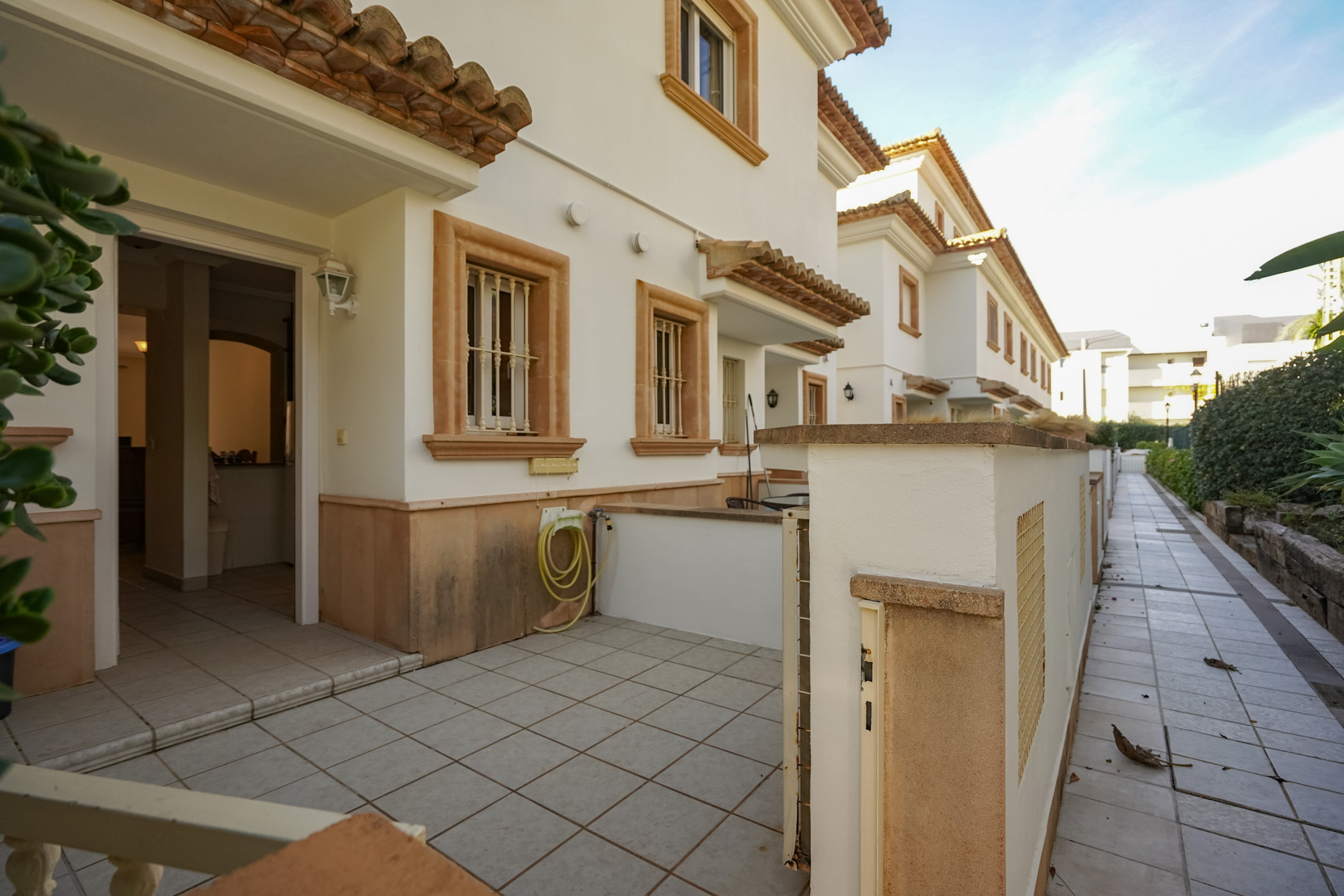 3 Bed, 2 Bath, HouseFor Sale