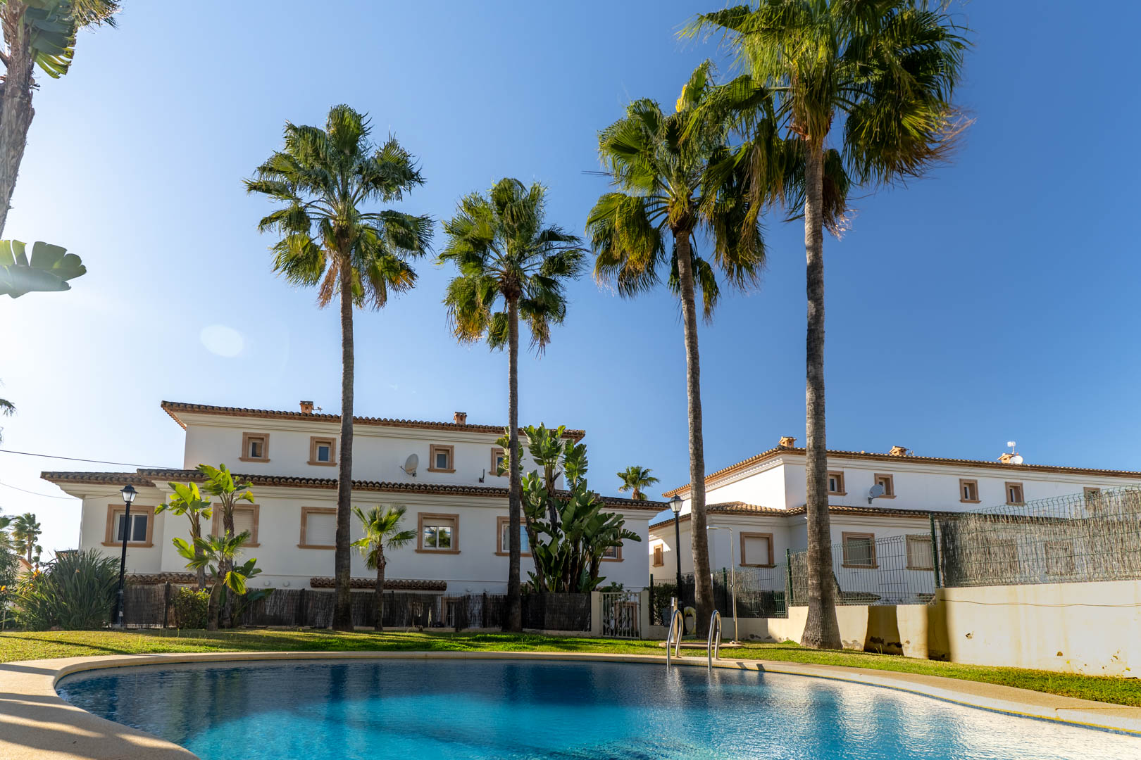 3 Bed, 2 Bath, HouseFor Sale