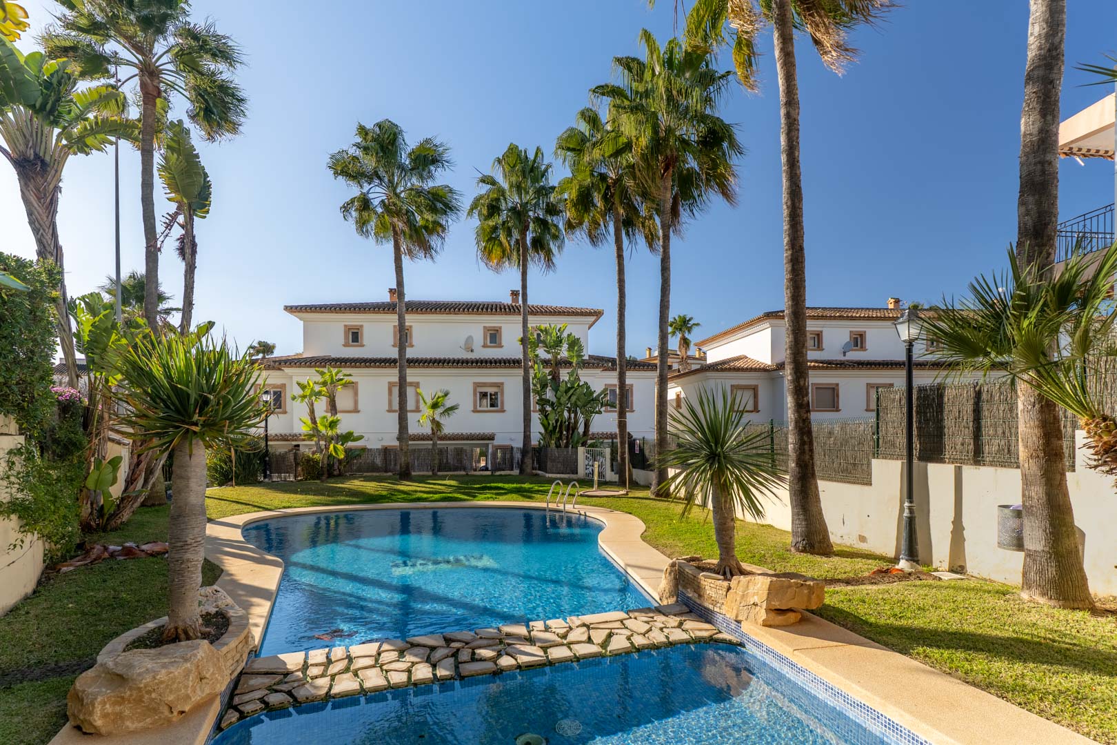 3 Bed, 2 Bath, HouseFor Sale