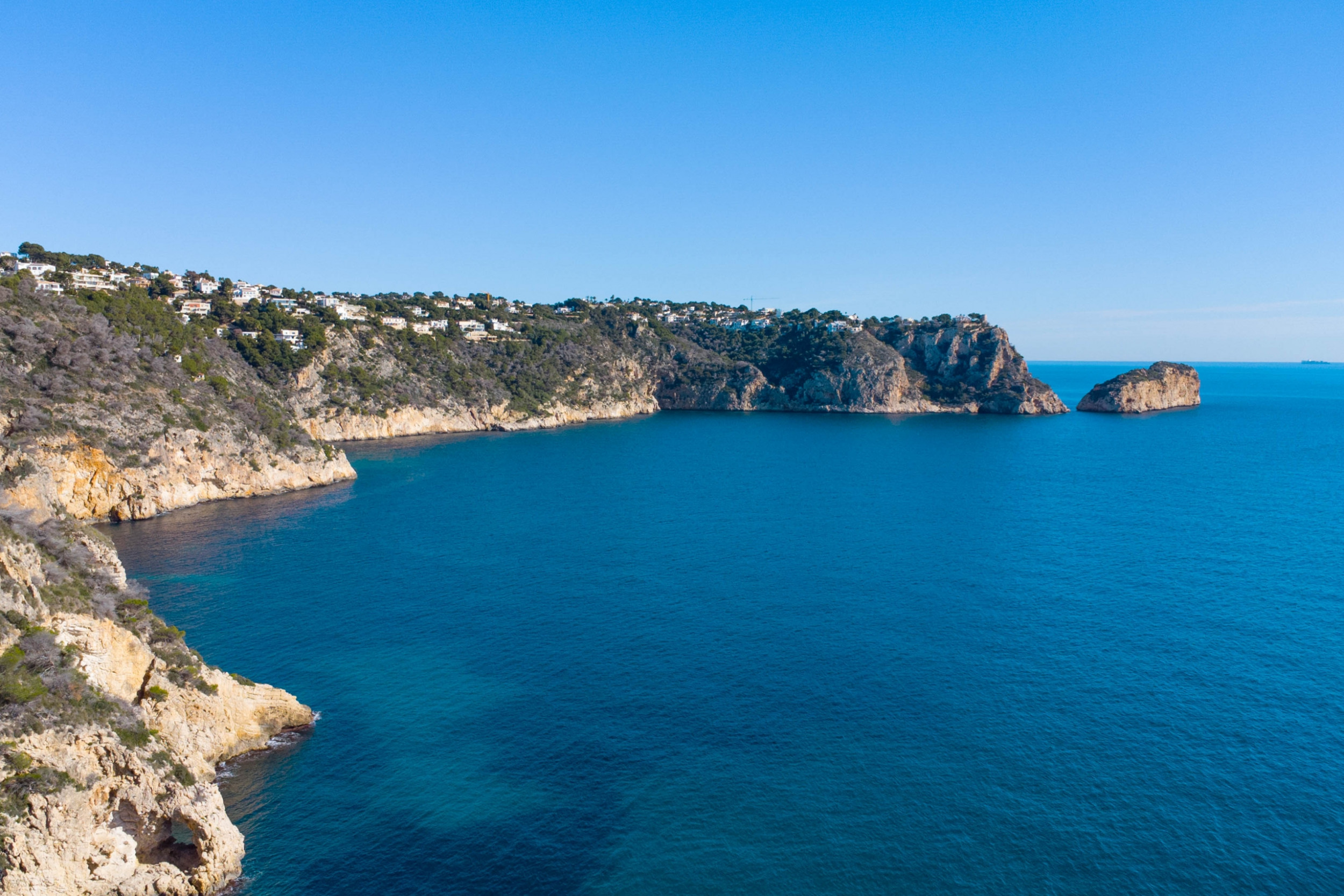 3 Bed, 2 Bath, HouseFor Sale