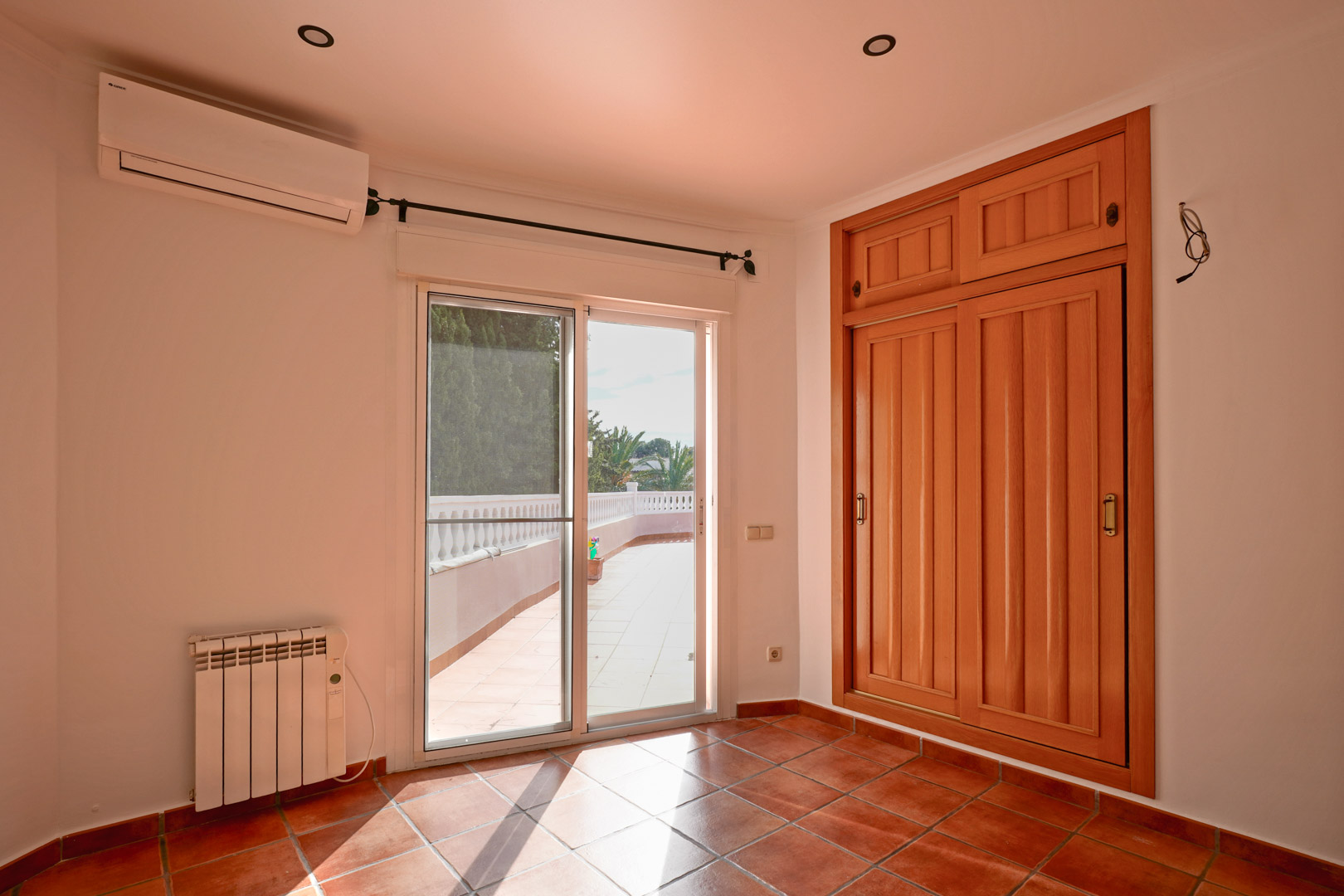 3 Bed, 1 Bath, ApartmentFor Sale, Benissa, Alicante