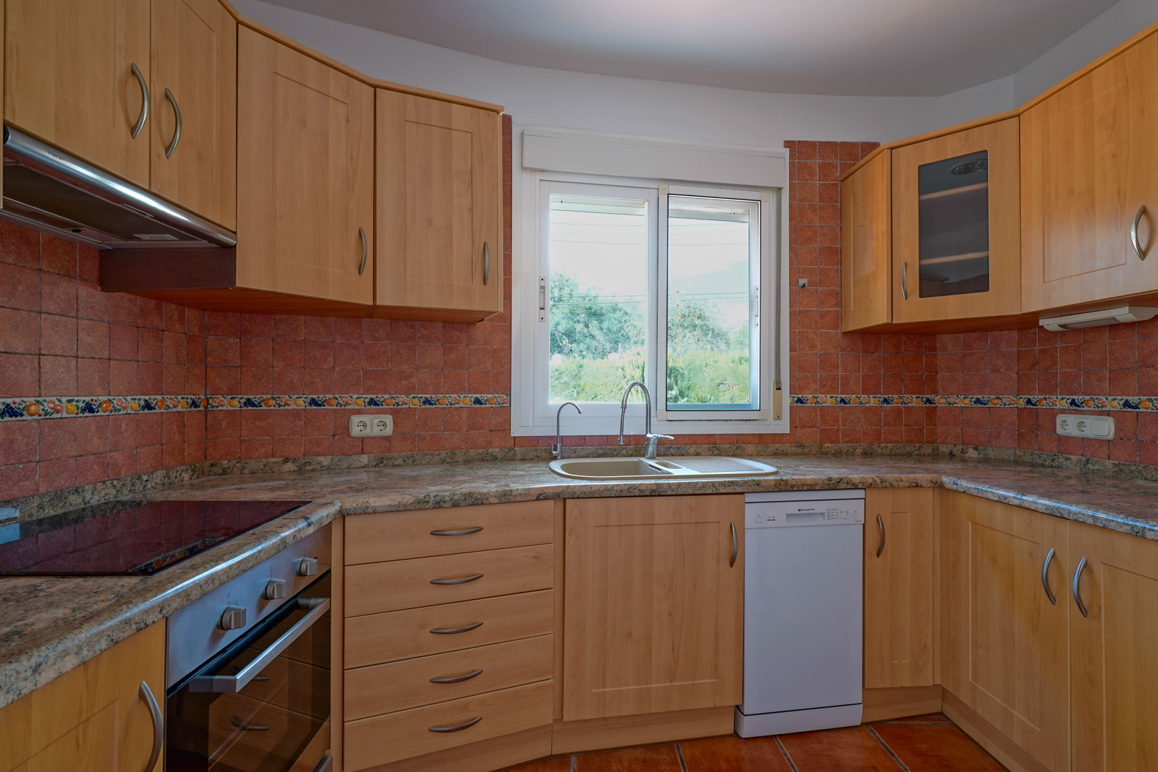 3 Bed, 1 Bath, ApartmentFor Sale, Benissa, Alicante