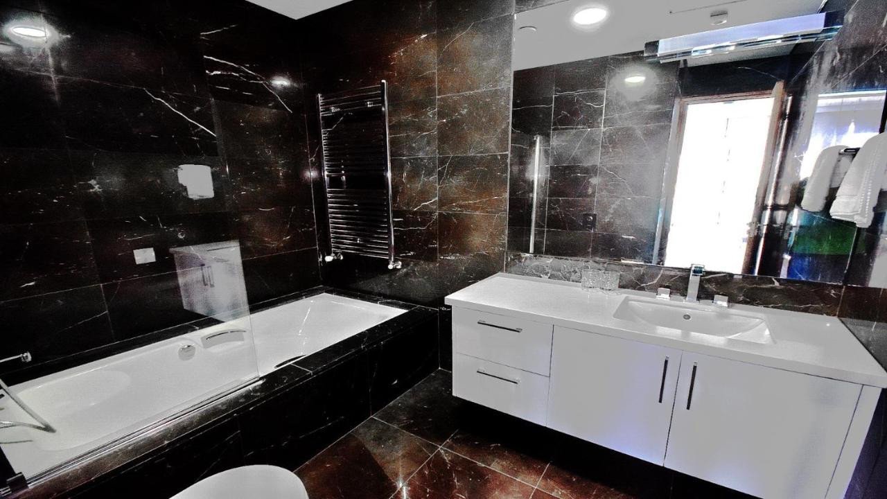 7 Bed, 7 Bath, HouseFor Sale, Coral Bay, Paphos