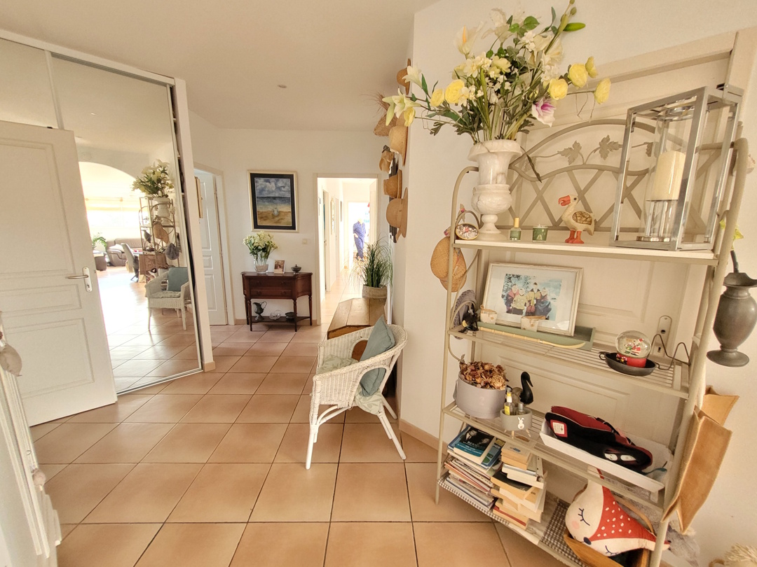 4 Bed, 2 Bath, HouseFor Sale, Autignac, Herault, Languedoc-Roussillon, 34480