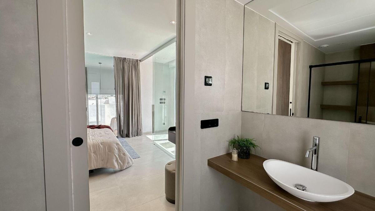 3 Bed, 2 Bath, HouseFor Sale, La Finca Golf and Spa Resort, Alicante