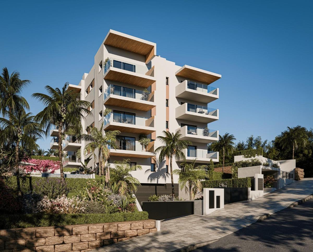 3 Bed, 2 Bath, ApartmentFor Sale, Estepona, Costa del Sol