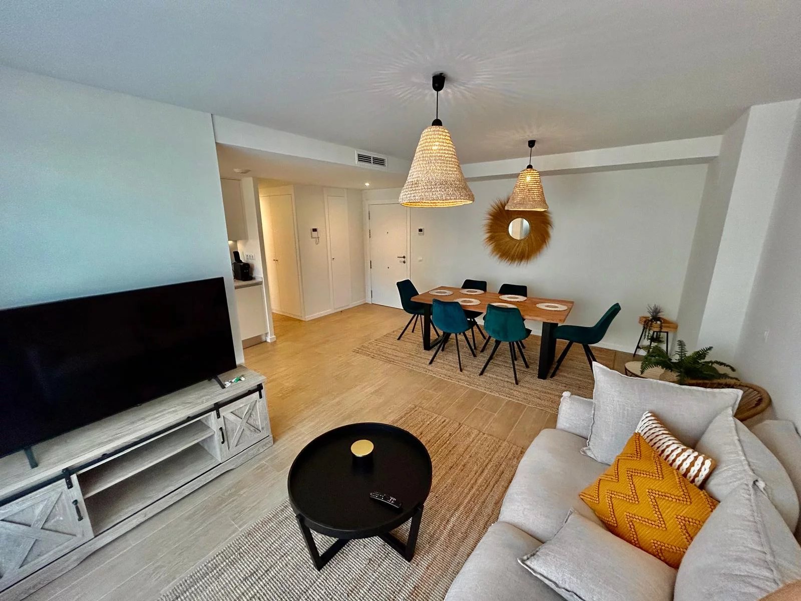 3 Bed, 2 Bath, ApartmentFor Sale, Denia, Alicante