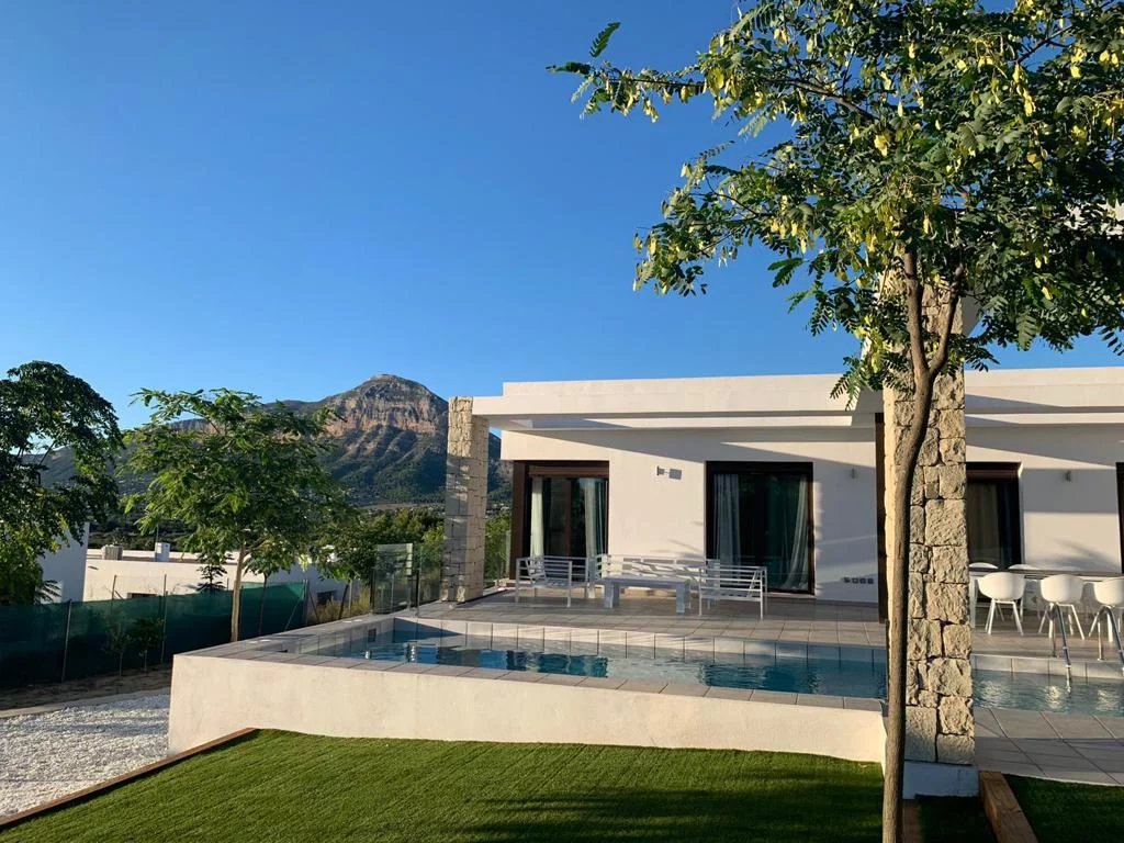 5 Bed, 4 Bath, HouseFor Sale, Javea, Alicante