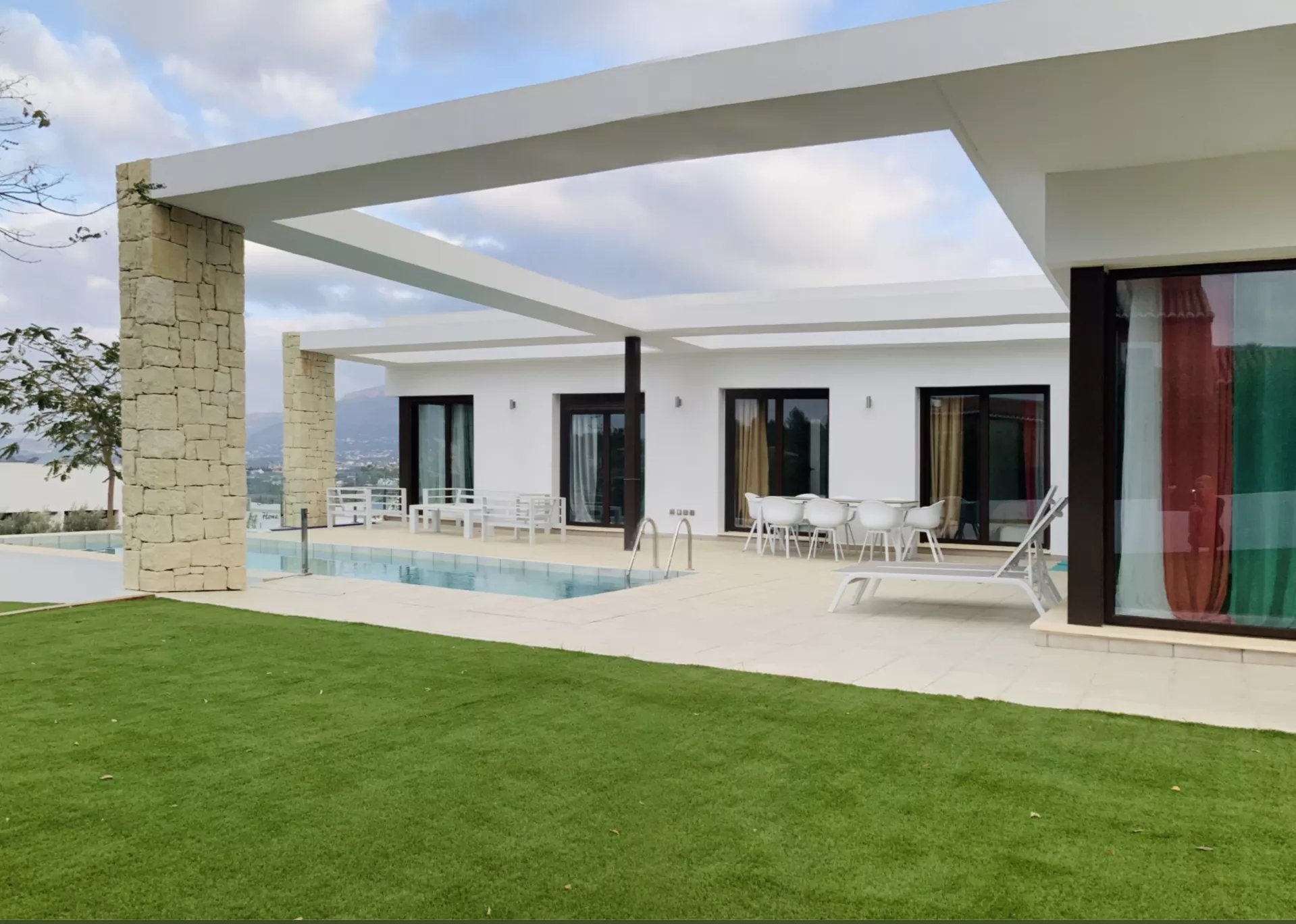 5 Bed, 4 Bath, HouseFor Sale, Javea, Alicante