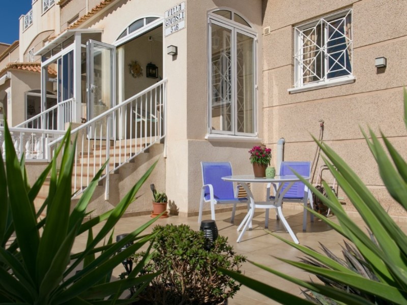 2 Bed, 2 Bath, HouseFor Sale, Torrevieja, Alicante