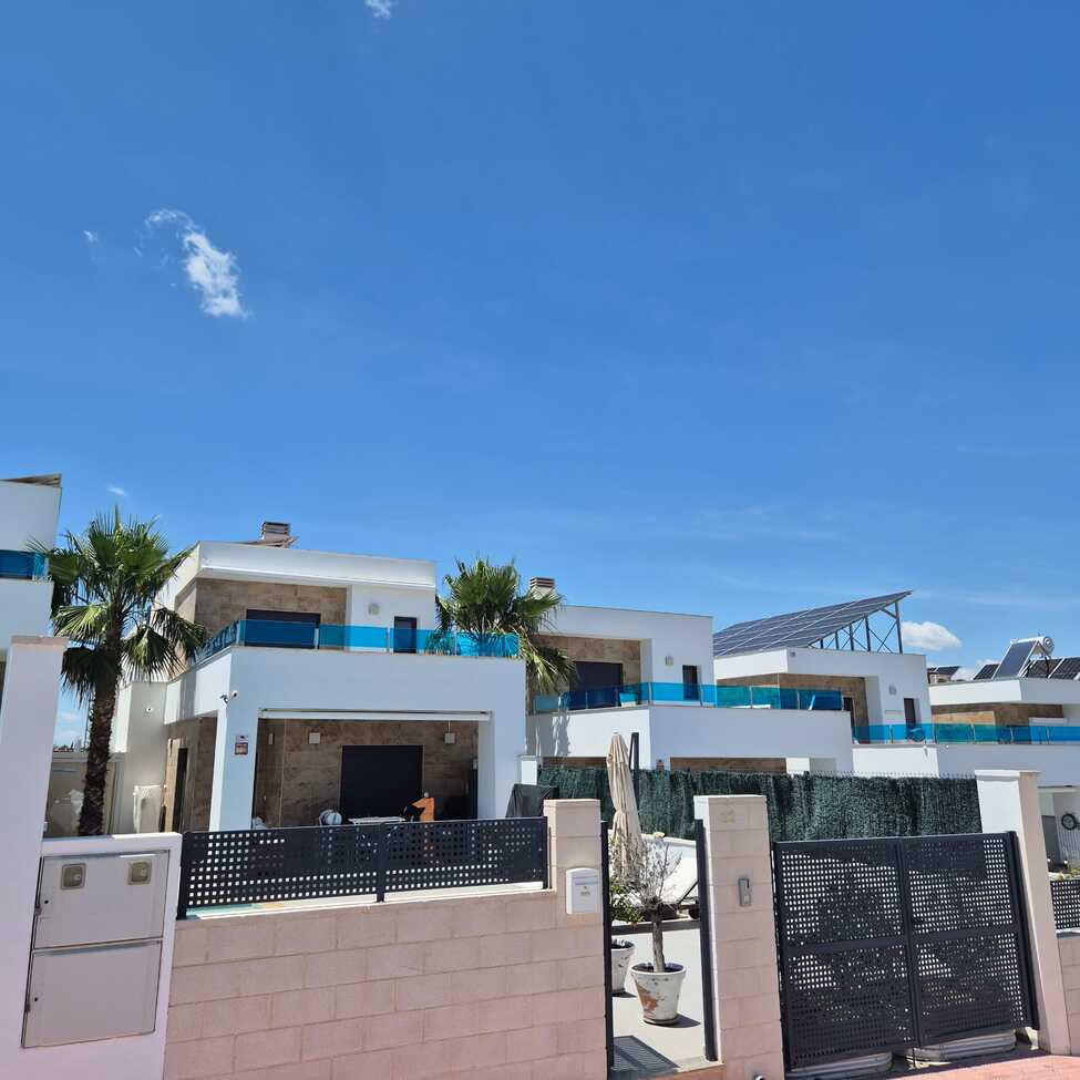 3 Bed, 3 Bath, HouseFor Sale, Bigastro, Alicante