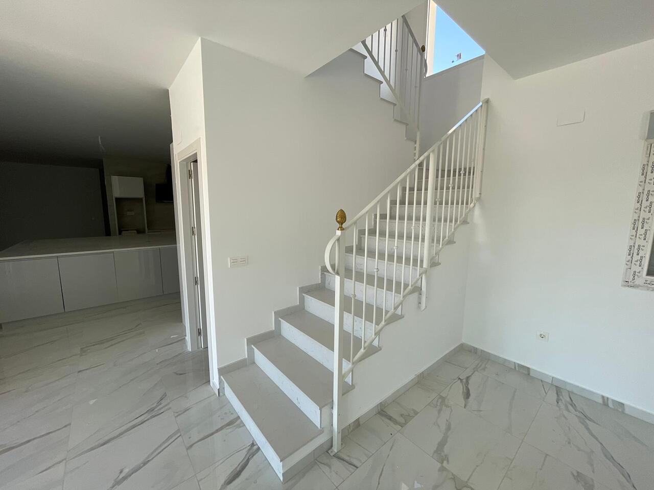 6 Bed, 4 Bath, HouseFor Sale, Pinoso, Alicante