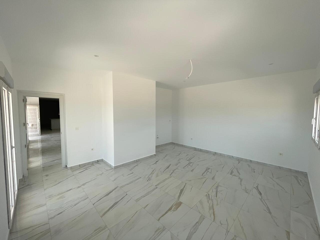 6 Bed, 4 Bath, HouseFor Sale, Pinoso, Alicante