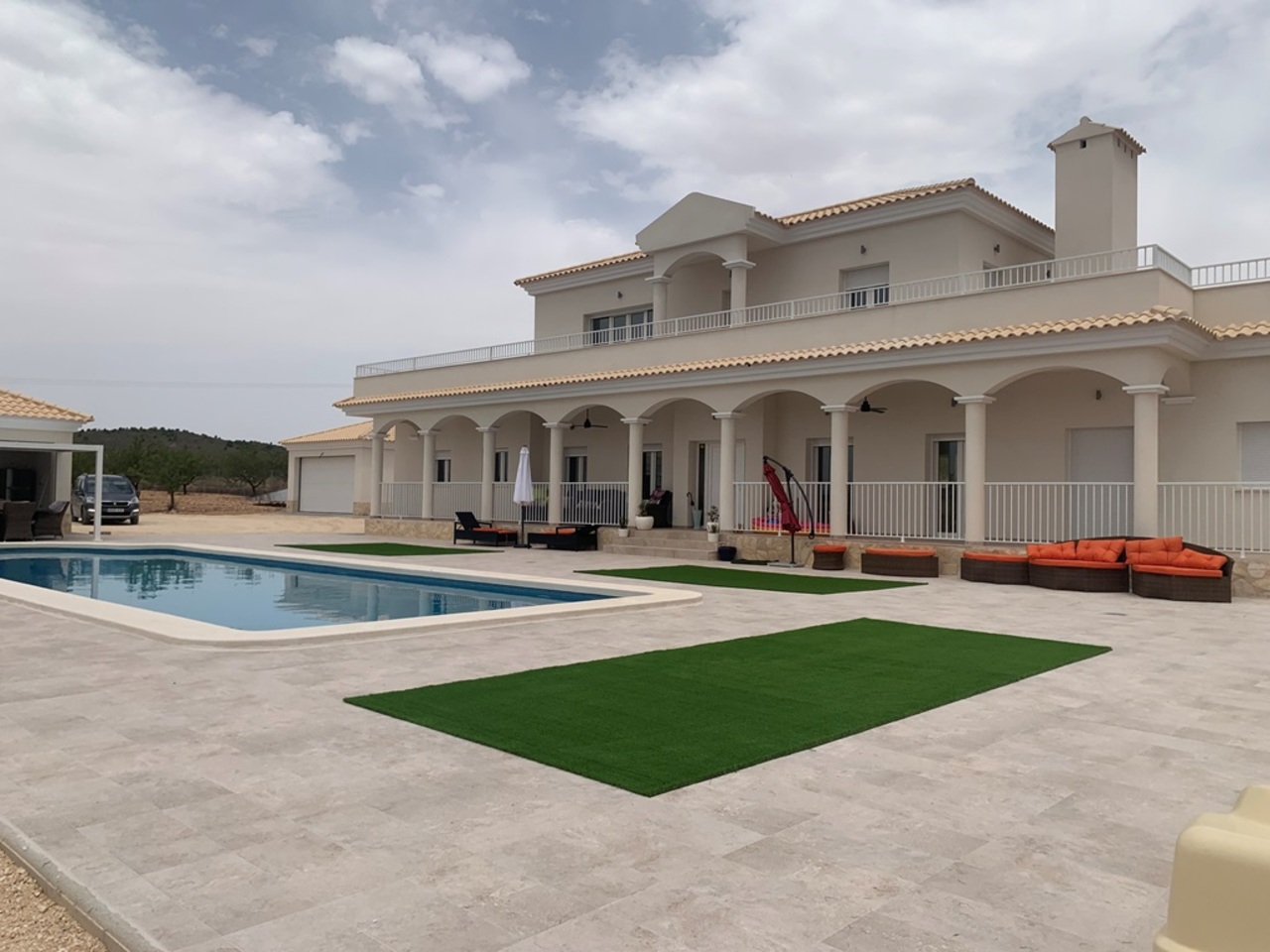6 Bed, 4 Bath, HouseFor Sale, Pinoso, Alicante