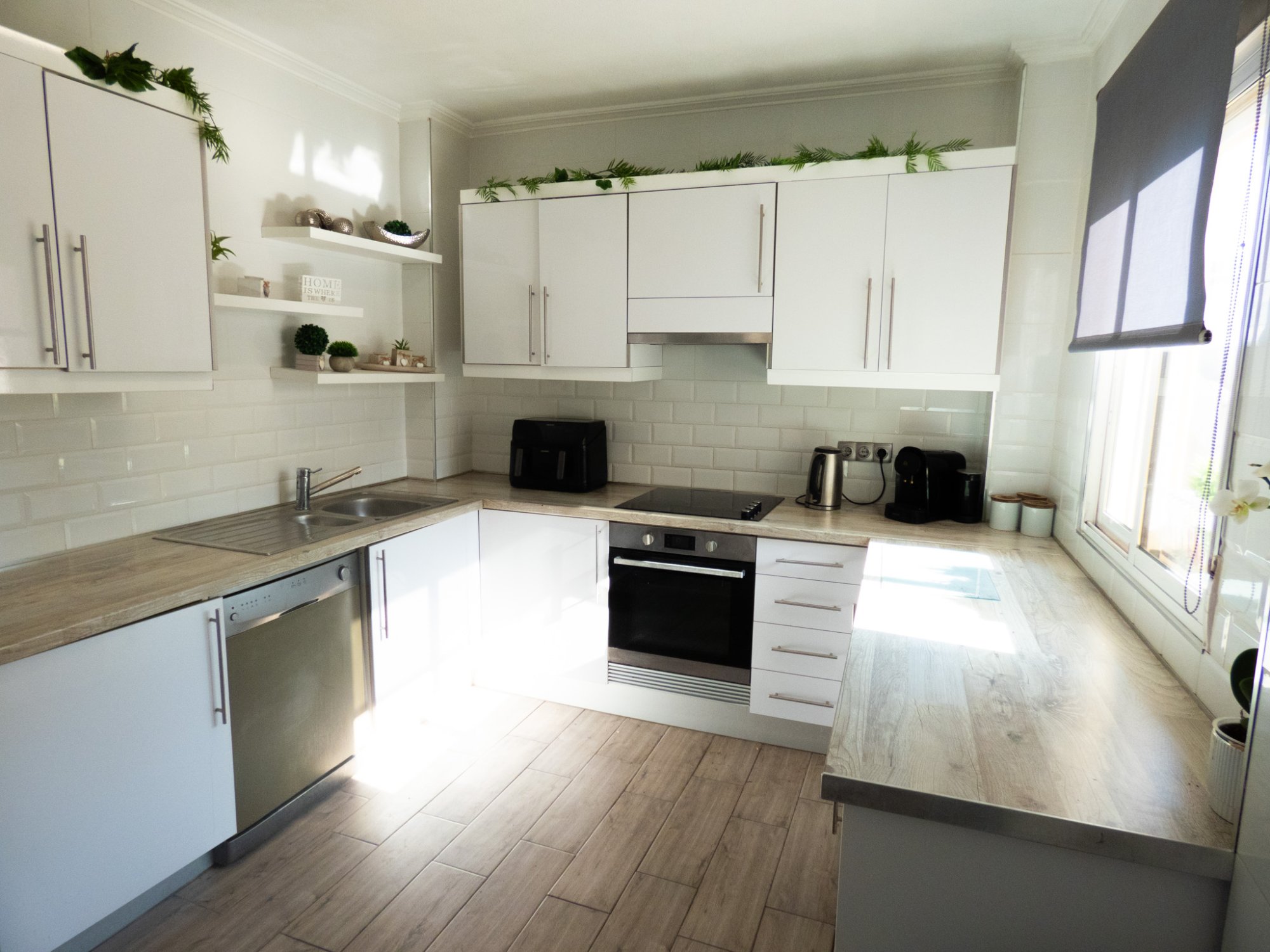 4 Bed, 3 Bath, HouseFor Sale, Playa Flamenca, Alicante