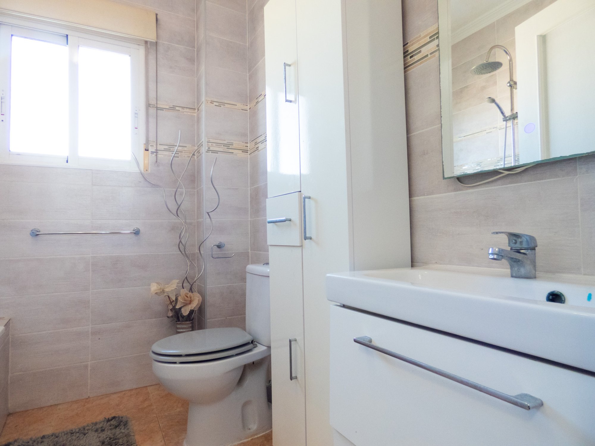 4 Bed, 3 Bath, HouseFor Sale, Playa Flamenca, Alicante