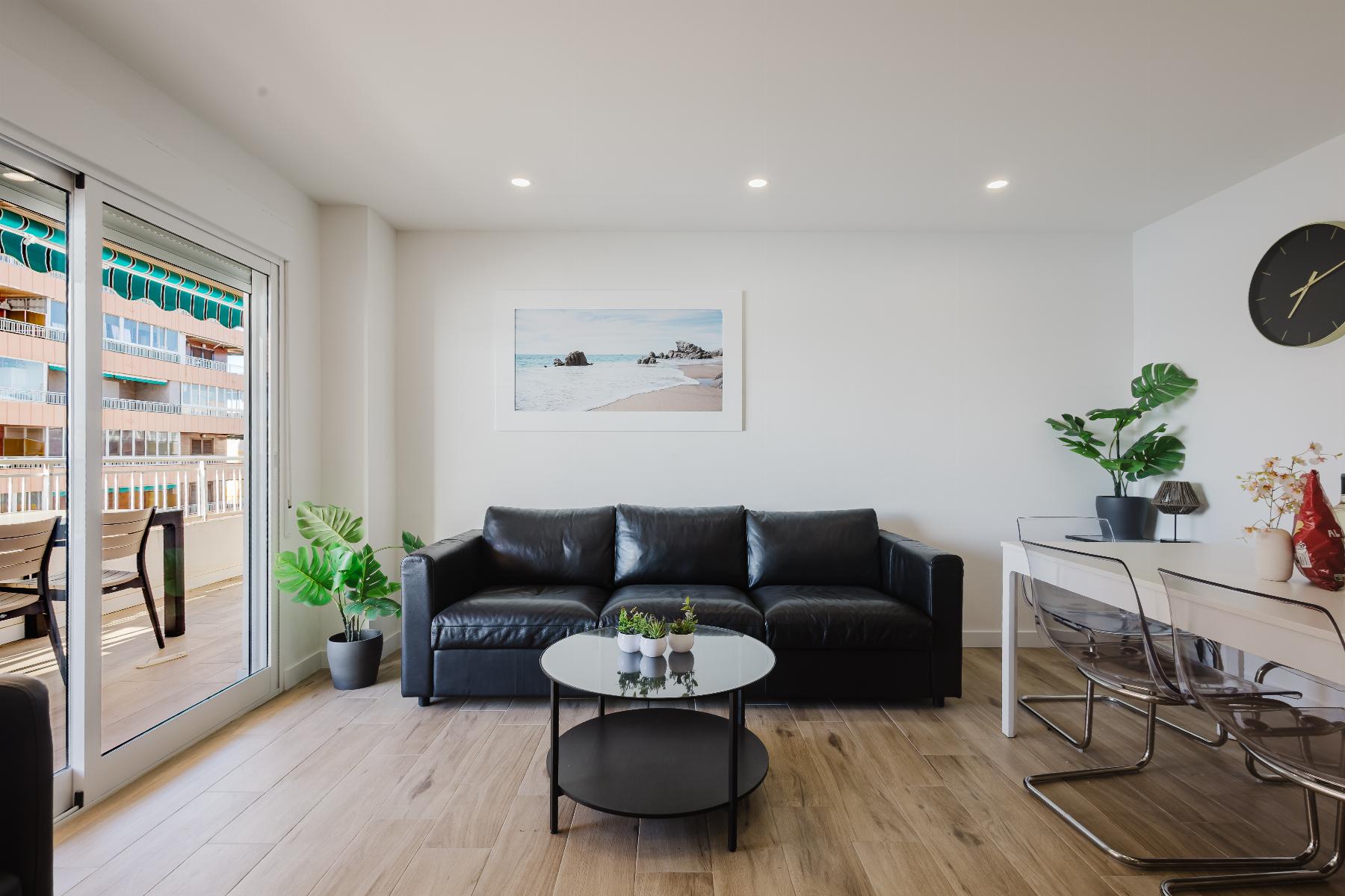 3 Bed, 2 Bath, ApartmentFor Sale, Torrevieja, Alicante