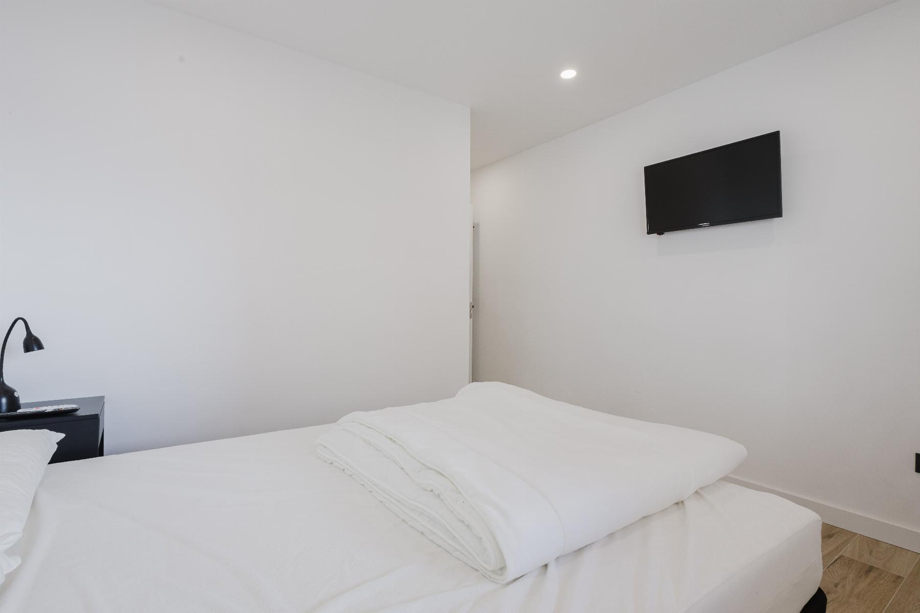 3 Bed, 2 Bath, ApartmentFor Sale, Torrevieja, Alicante