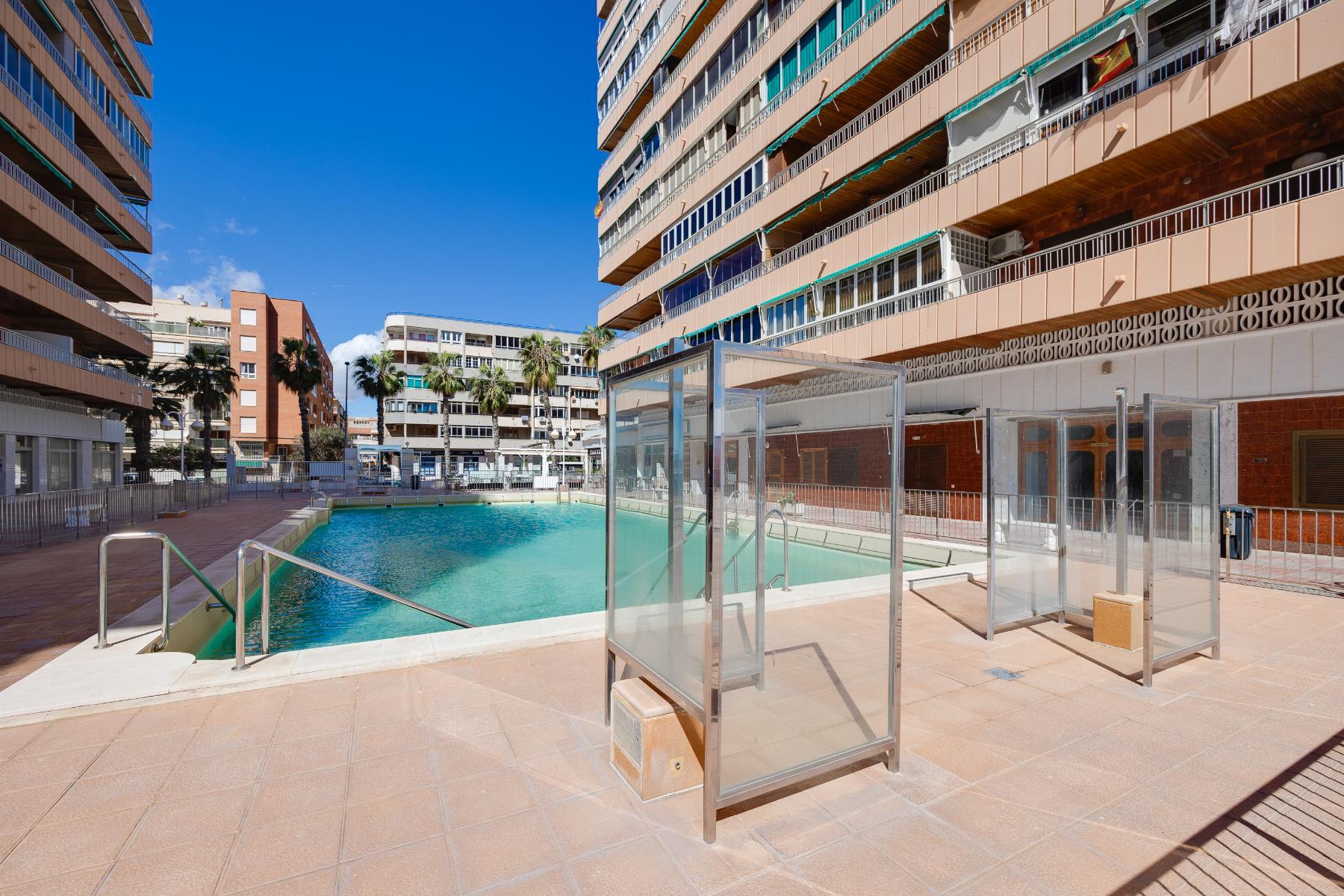 3 Bed, 2 Bath, ApartmentFor Sale, Torrevieja, Alicante