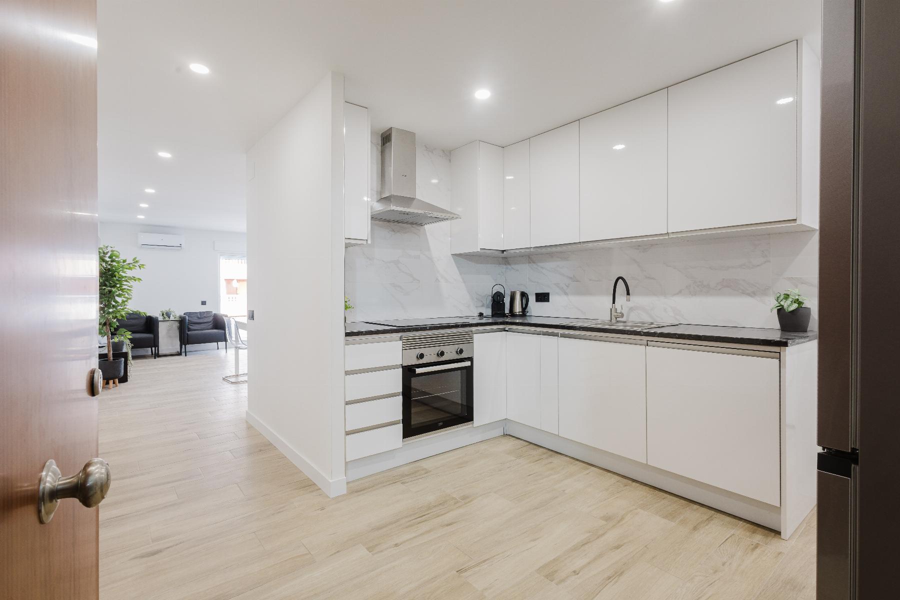 3 Bed, 2 Bath, ApartmentFor Sale, Torrevieja, Alicante