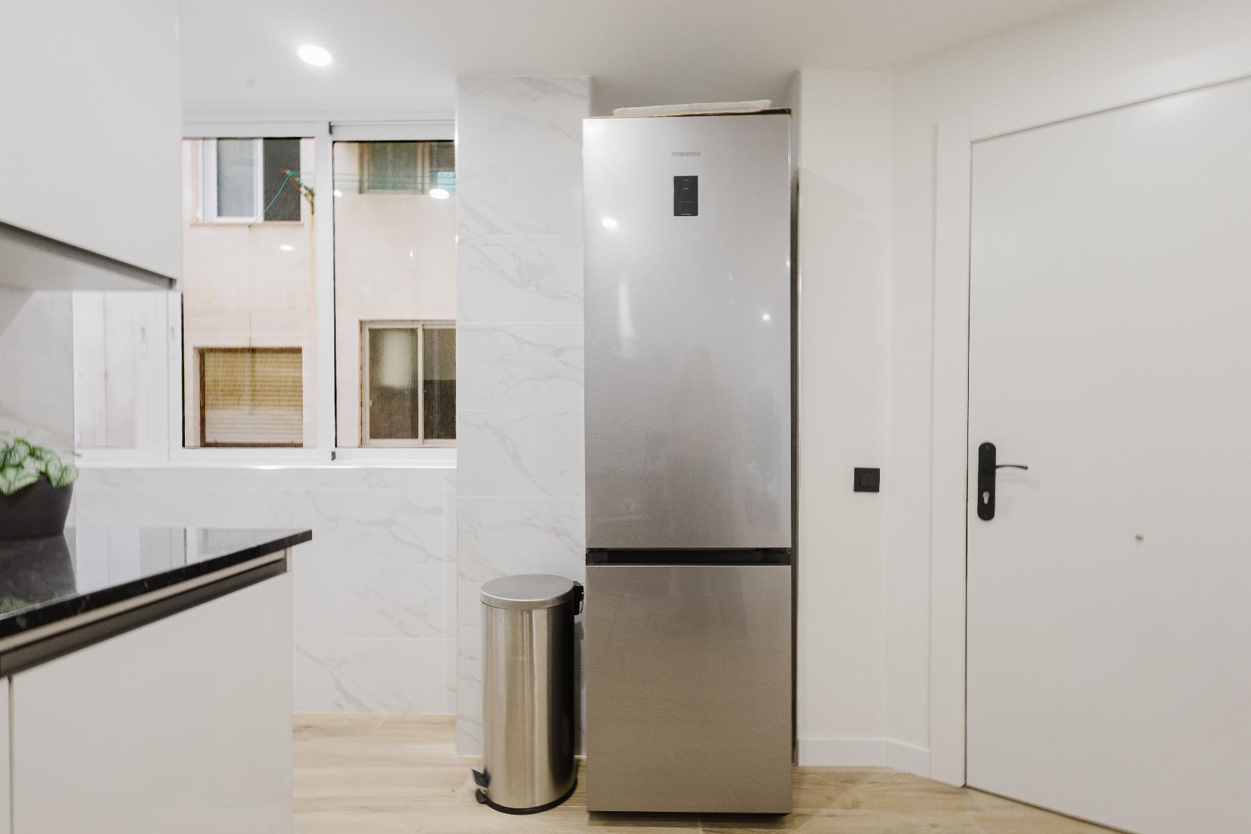 3 Bed, 2 Bath, ApartmentFor Sale, Torrevieja, Alicante